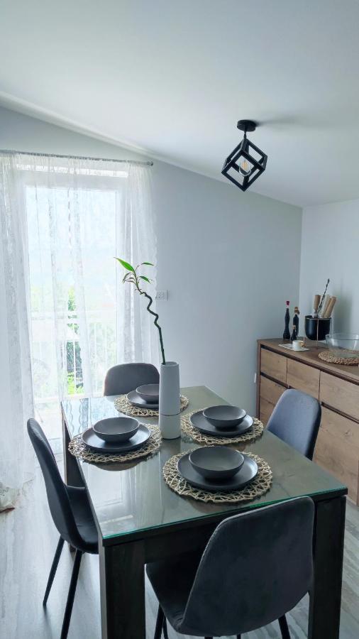 Apartman Jelena Podstrana Eksteriør billede
